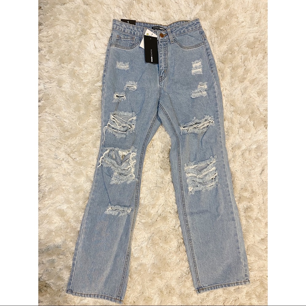 NWT FashionNova Jade Distressed Mom Jeans Size 1